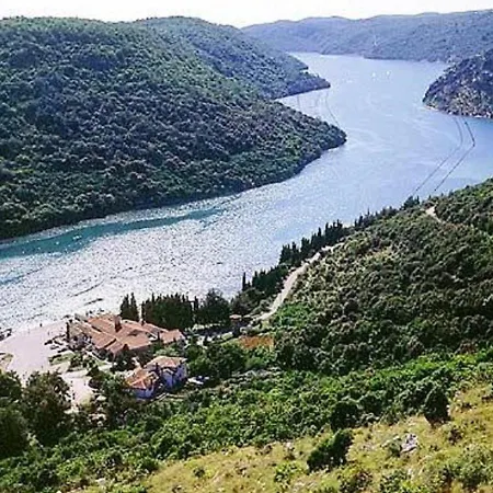 House Mir Holiday home *